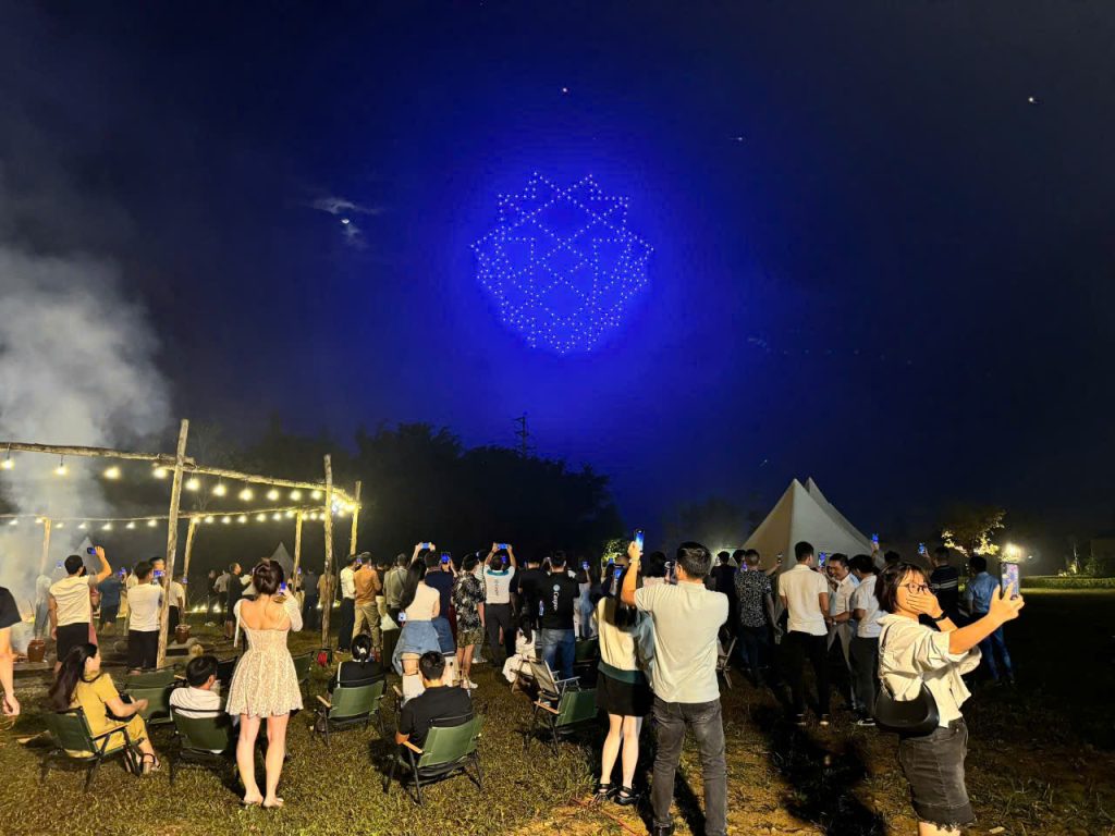 Không gian buổi tối tại Mandala Retreats Kim Bôi