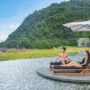 Hồ bơi ngoài trời Angsana Quan Lạn
